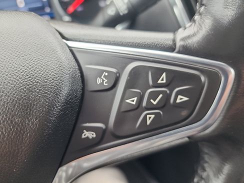 Used 2019 Chevrolet Equinox LT image 19