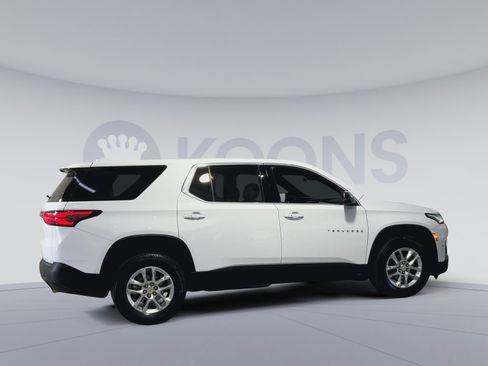 Used 2022 Chevrolet Traverse LS AWD/4WD image 12