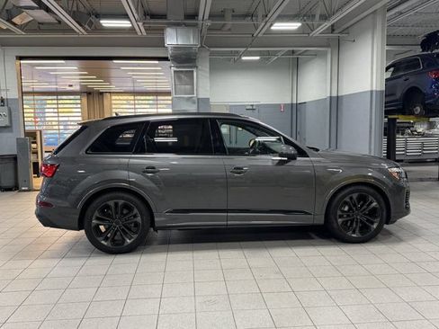Used 2026 Audi Q7 3.0T Premium Plus w/ Premium Plus Package AWD/4WD image 4