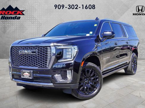 Used 2023 GMC Yukon XL Denali Ultimate image 1