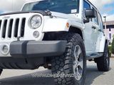 Used 2017 Jeep Wrangler Unlimited Sahara w/ Connectivity Group image 2