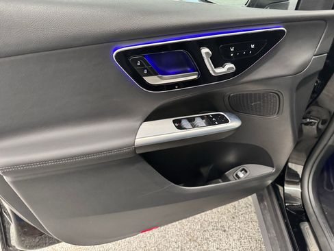 Certified 2025 Mercedes-Benz GLC 300 image 10