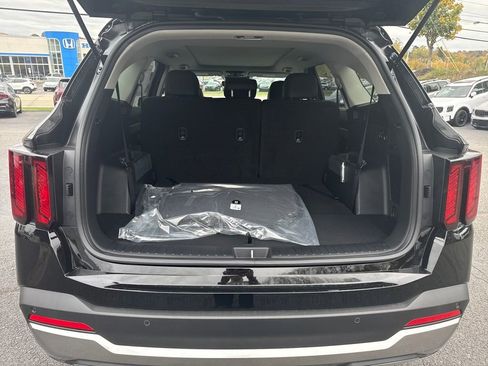 New 2026 Kia Sorento S image 21