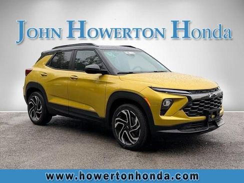 Used 2024 Chevrolet TrailBlazer RS w/ Convenience Package AWD/4WD image 1