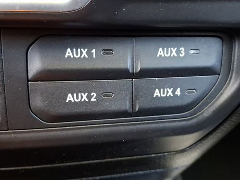 Used 2018 Jeep Wrangler Unlimited Sport AWD/4WD image 24