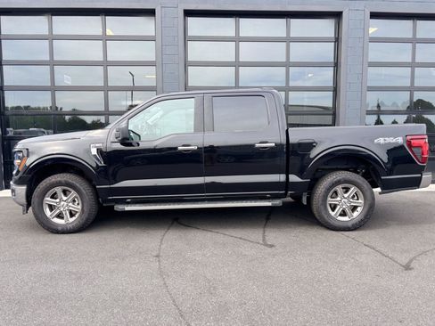 Used 2025 Ford F150 XLT w/ Equipment Group 301A Standard AWD/4WD image 2