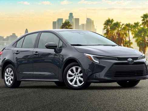 Certified 2023 Toyota Corolla LE w/ Carpet Mat Package (TMS) FWD image 2