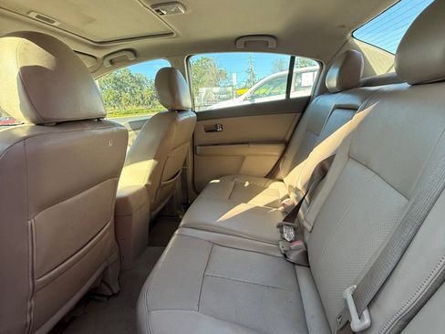 Used 2010 Nissan Sentra 2.0 SL w/ Premium Plus Pkg FWD image 7