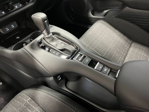 New 2027 Honda HR-V LX image 18