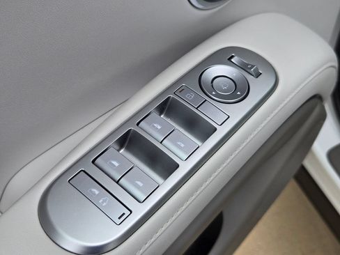 Used 2026 Hyundai Palisade Limited FWD image 12