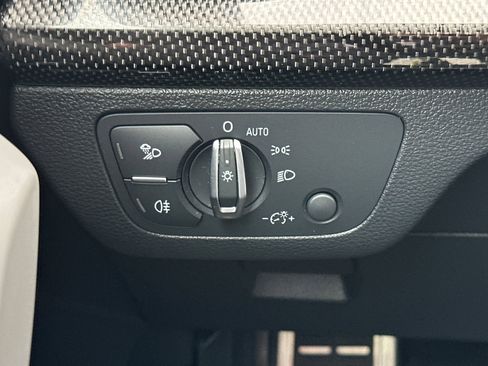 Used 2023 Audi SQ5 Premium Plus w/ Premium Plus Package image 32