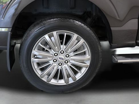 Used 2024 Ford F150 Platinum w/ Equipment Group 703A Plus AWD/4WD image 39