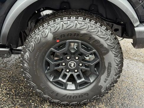 New 2026 Ford Bronco Badlands AWD/4WD image 12