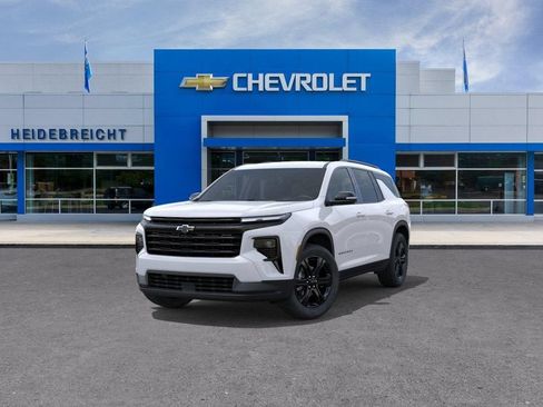 New 2027 Chevrolet Traverse LT w/ Midnight/Sport Edition AWD/4WD image 8