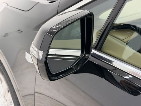 Used 2022 Cadillac XT5 Premium Luxury image 23