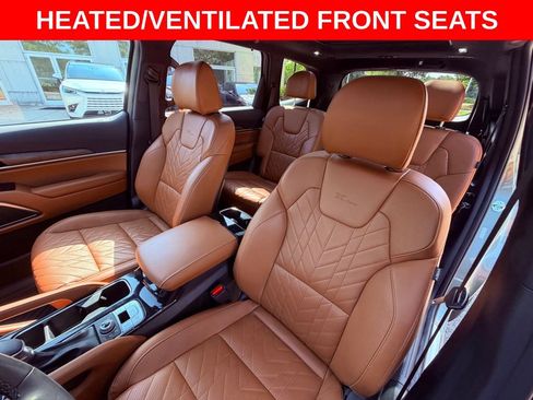 Used 2025 Kia Telluride SX Prestige X-Line AWD/4WD image 16
