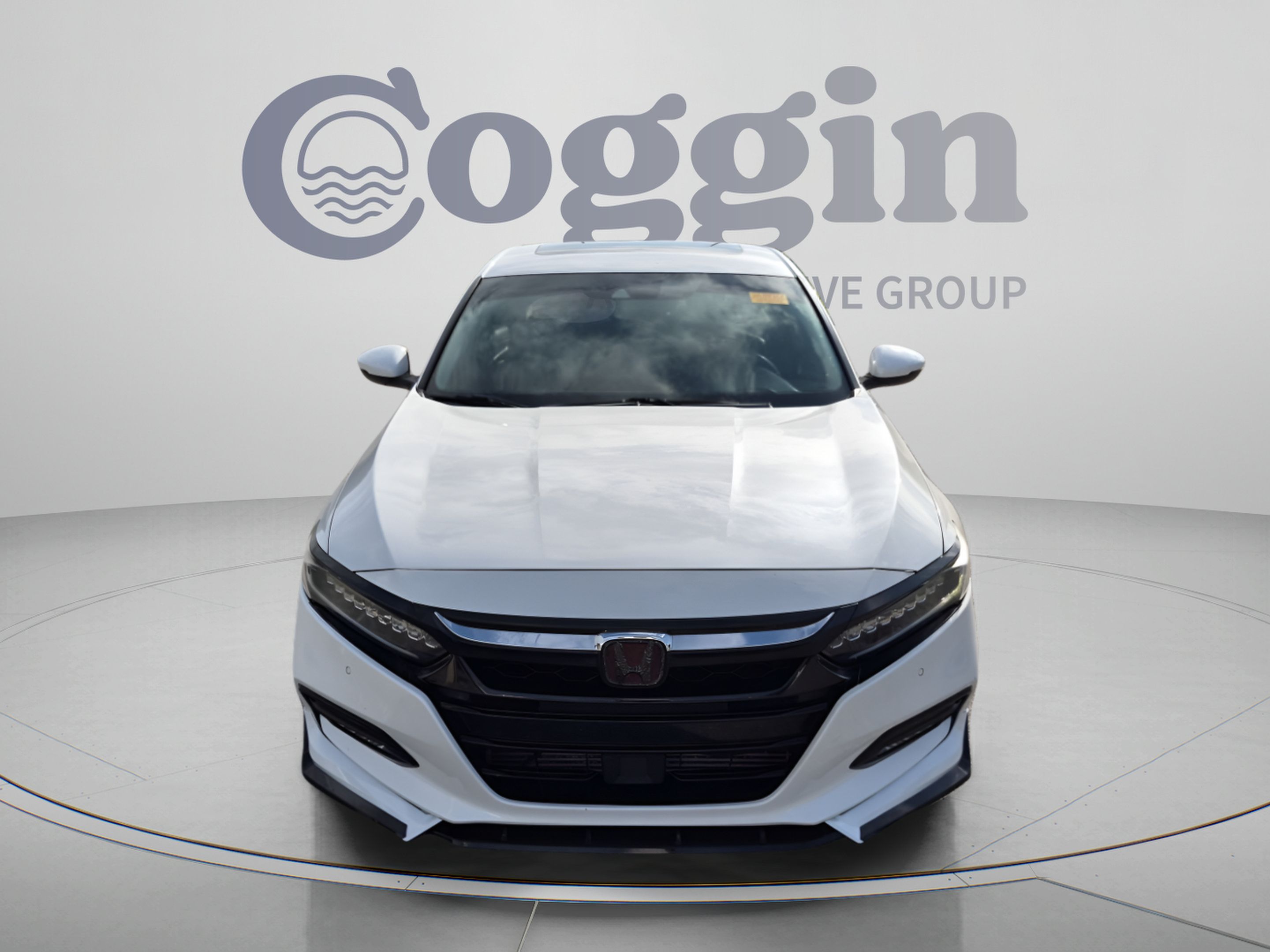 Used 2019 Honda Accord Touring image 9