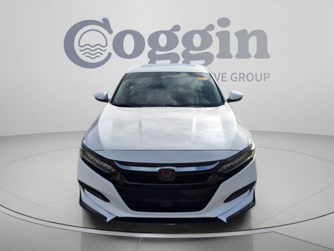 Used 2019 Honda Accord Touring image 9