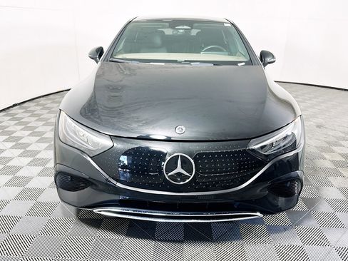 Used 2023 Mercedes-Benz EQE 500 4MATIC Sedan image 8