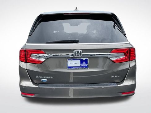 Used 2019 Honda Odyssey Elite image 5