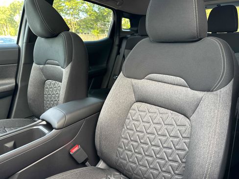 New 2026 Nissan Kicks SV w/ SV Premium Package image 19