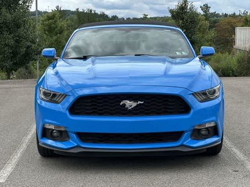 Used 2017 Ford Mustang Premium RWD image 34