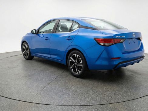 Used 2025 Nissan Sentra SV image 6