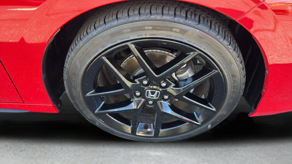 Used 2025 Honda Civic Sport image 13
