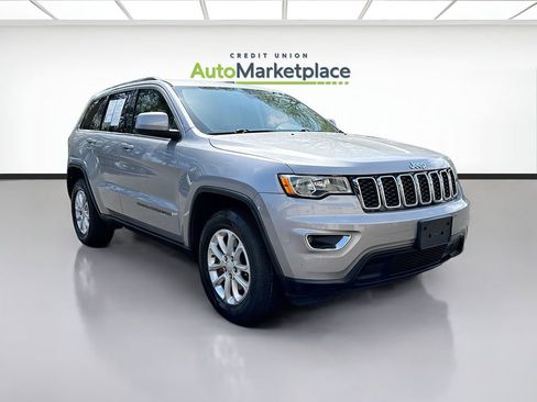 Used 2021 Jeep Grand Cherokee Laredo RWD image 1