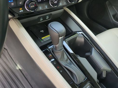 Used 2024 Honda Accord Touring image 16