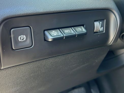 Certified 2024 Buick Enclave Premium AWD/4WD image 32