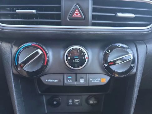 Used 2021 Hyundai Kona SEL w/ Cargo Package FWD image 28