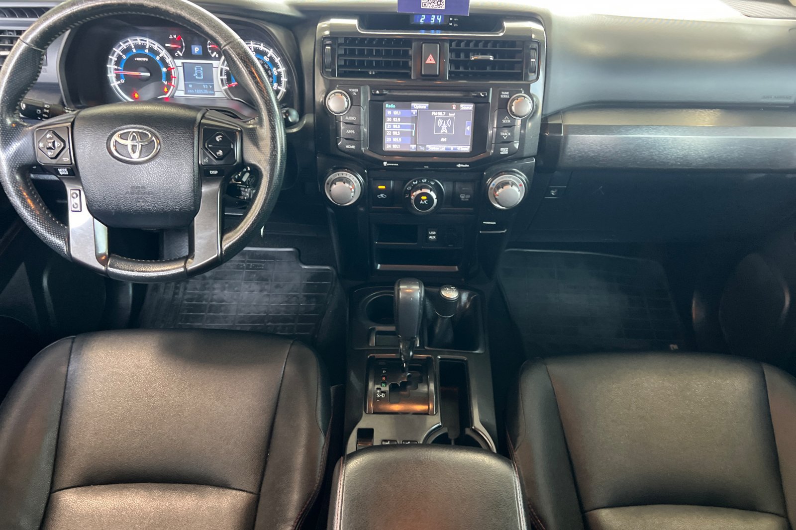 Used 2016 Toyota 4Runner Trail Premium AWD/4WD image 10