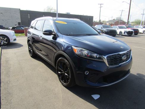 Used 2020 Kia Sorento EX FWD image 4
