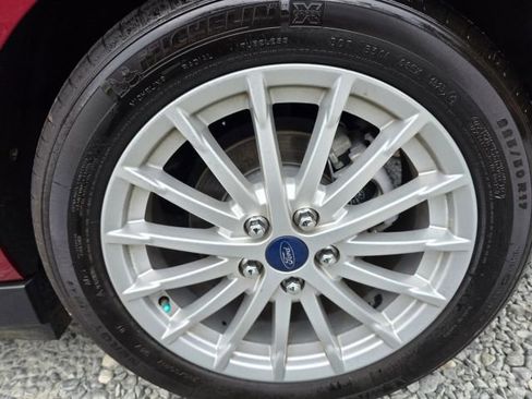 Used 2014 Ford C-MAX Energi SEL w/ Equipment Group 302A image 10