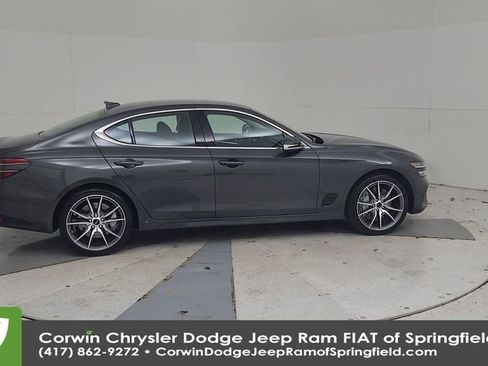 Used 2025 Genesis G70 2.5T image 16