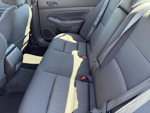 Used 2024 Nissan Altima 2.5 SV image 22