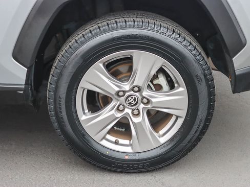 Used 2023 Toyota RAV4 XLE image 10