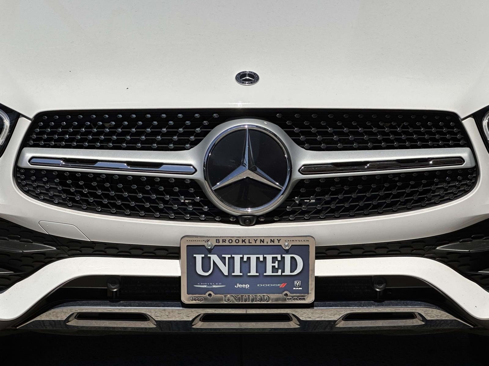 Used 2022 Mercedes-Benz GLC 300 4MATIC image 10