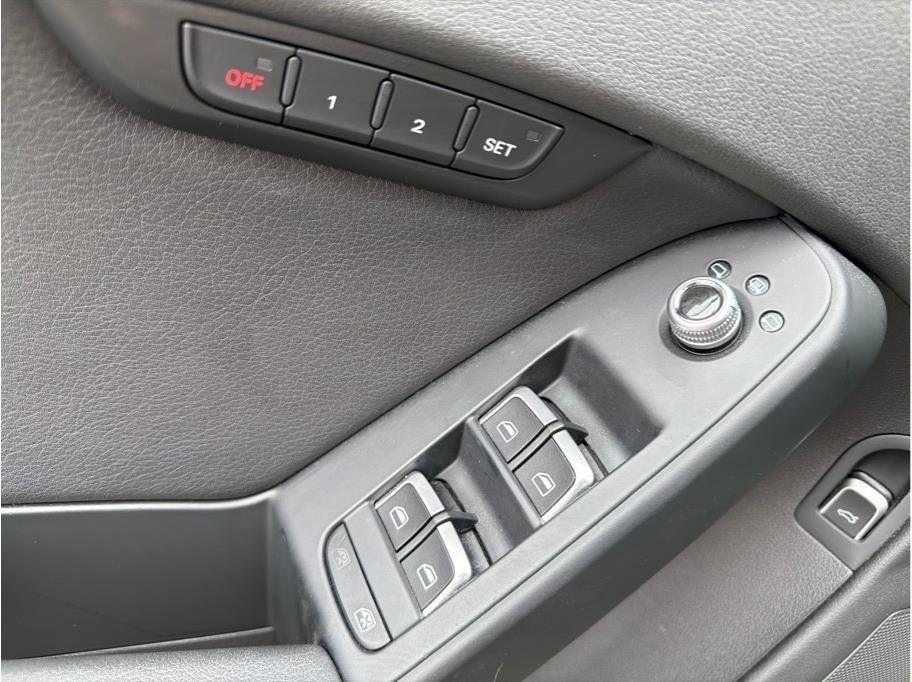 Used 2015 Audi A4 2.0T Premium Plus w/ Technology Package AWD/4WD image 8