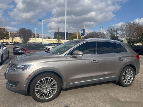 Used 2018 Lincoln MKX Reserve w/ Driver Assistance Package image 1