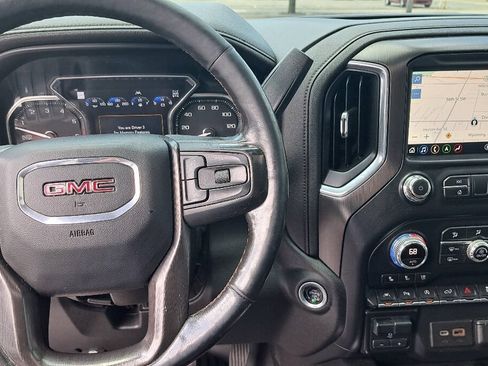 Used 2021 GMC Sierra 1500 AT4 w/ AT4 Premium Package AWD/4WD image 4