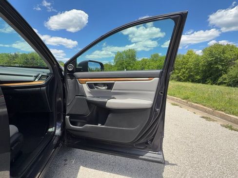 Used 2017 Honda CR-V Touring image 23