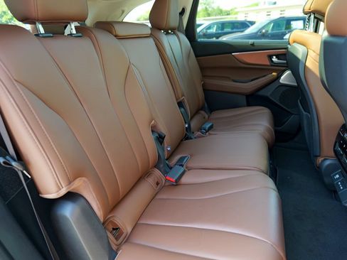 Used 2025 Acura MDX SH-AWD w/ Technology Package image 34