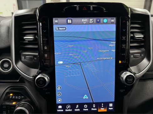 Used 2024 RAM 2500 Big Horn w/ Night Edition image 22