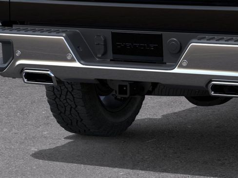 New 2026 Chevrolet Silverado 1500 LTZ w/ LTZ Premium Package AWD/4WD image 17