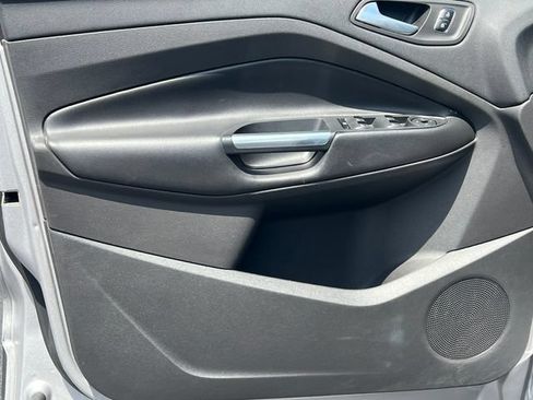 Used 2017 Ford Escape SE w/ SE Leather Comfort Package FWD image 14