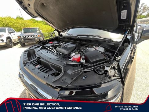 Used 2026 Chevrolet Suburban High Country RWD image 23