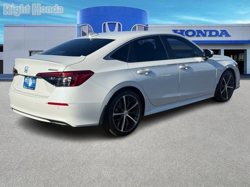 Used 2024 Honda Civic Touring image 7