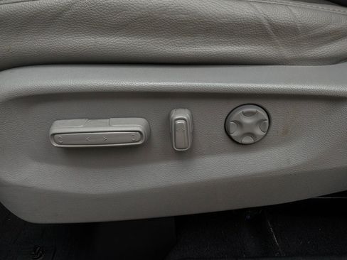 Used 2018 Honda Odyssey EX-L image 11